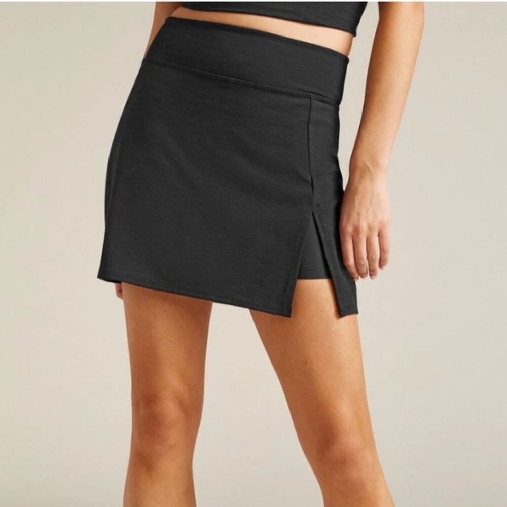 Beyond yoga Heather Rib Hold Court Skirt size large